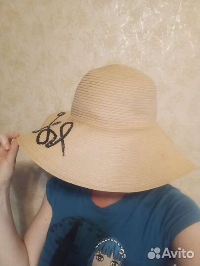 Шляпа бренда Biba