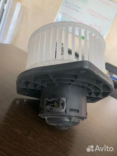 Моторчик отопителя