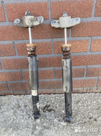 Амортизаторы задние Kia Ceed 3 CD