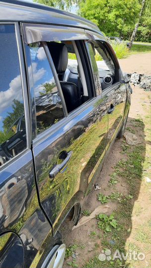 Suzuki grand vitara в разборе