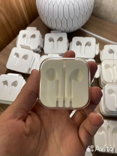 Упаковка коробка от наушников EarPods