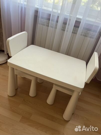 Детский стол и стул IKEA