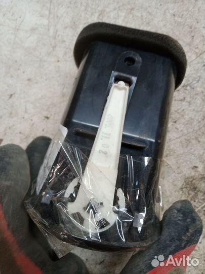 Дефлектор торпеды левый Chevrolet Lacetti хетчбэк