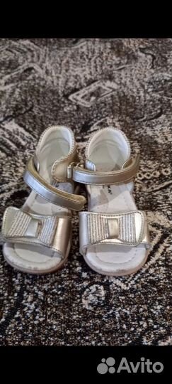 Босоножки для девочки
