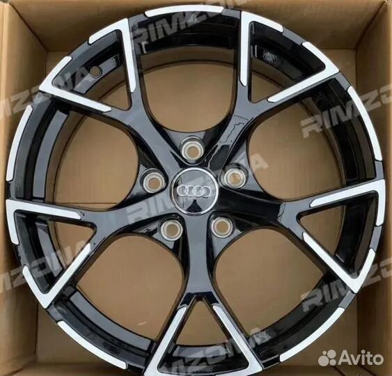 Литой диск в стиле Audi R20 5x112