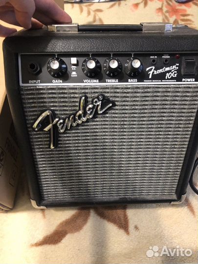 Комбоусилитель Fender Frontman 10G