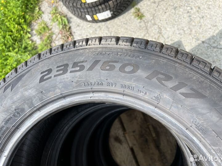 Pirelli Ice Zero FR 235/60 R17 106H