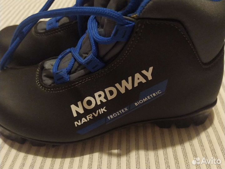 Лыжные ботинки, р. 31 стелька 20 см