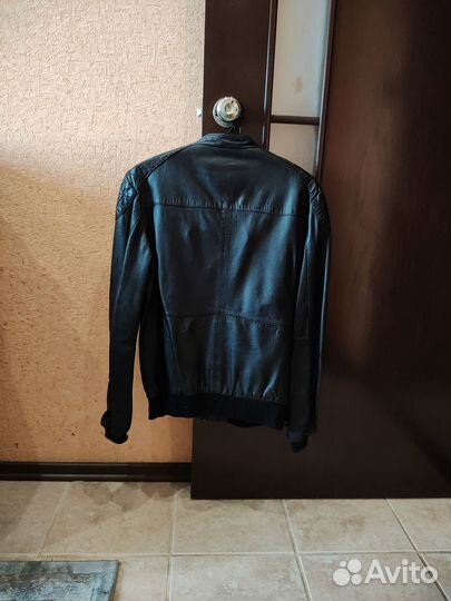 Кожаная куртка мужская 48 натур. кожа