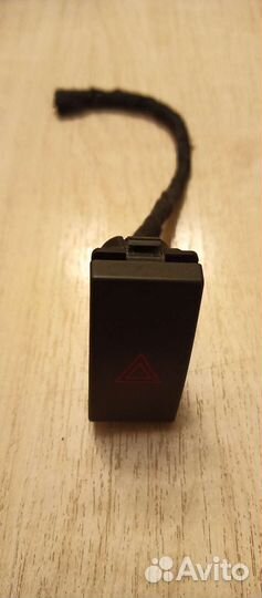 Кнопка аварийной сигнализации Ford C-Max