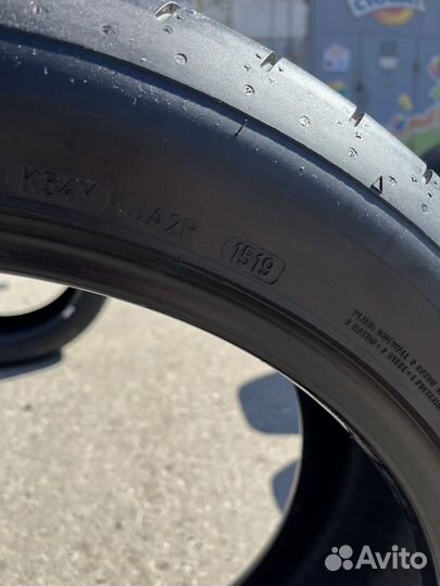 Dunlop SP Sport Maxx RT 2 255/45 R20 и 285/40 R20 108Y