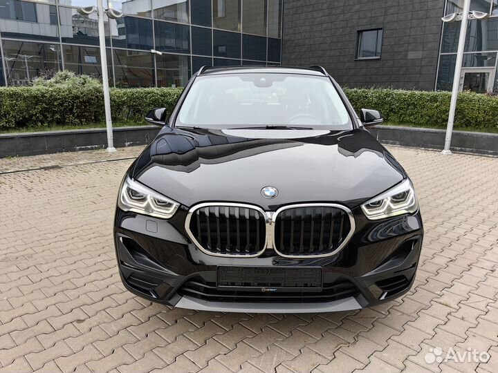 BMW X1 2.0 AT, 2022, 28 км