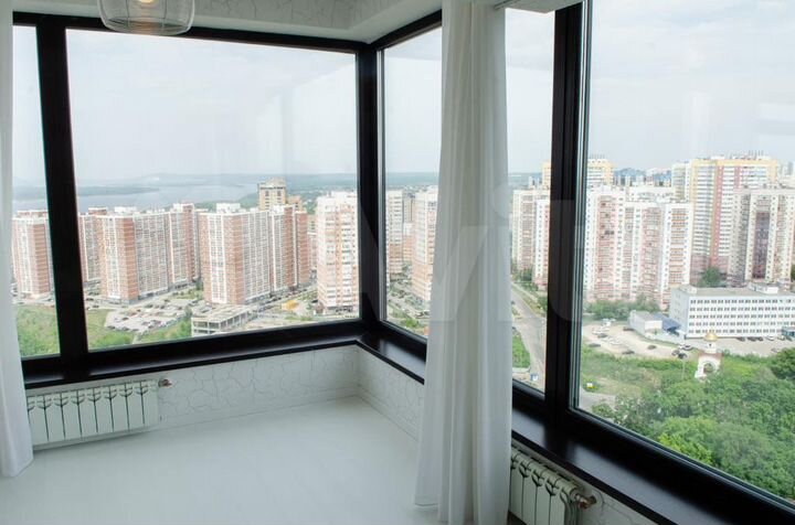 3-к. квартира, 114 м², 23/25 эт.