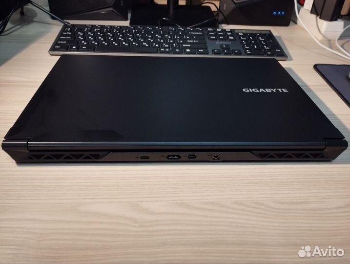 Игровой ноутбук 15.6