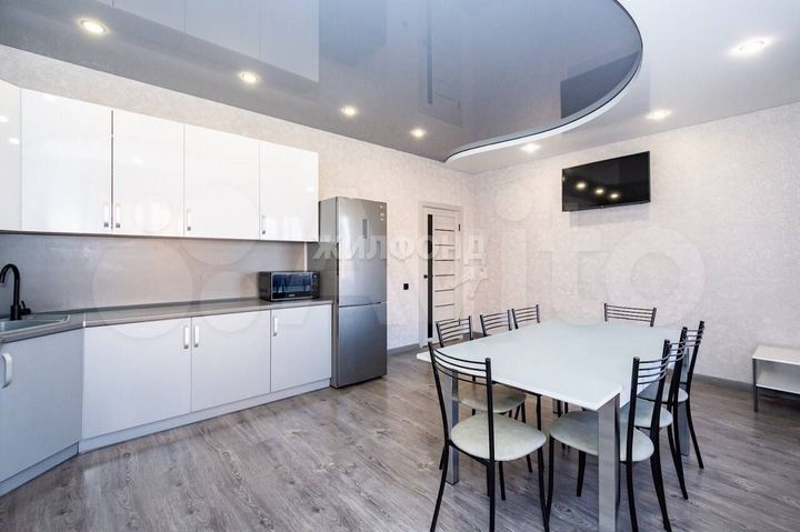 Коттедж 182,5 м² на участке 10 сот.