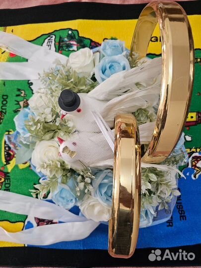 Свадебные кольца украшения на машину