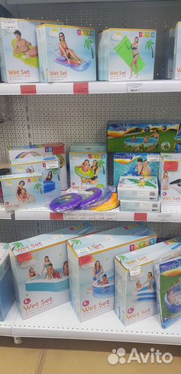 Наборы для ныряний, надувные круги