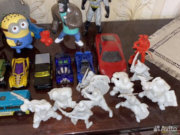 Игрушки отдам пакетом