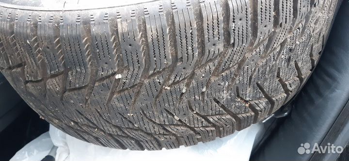 Sailun Ice Blazer Alpine 275/40 R20