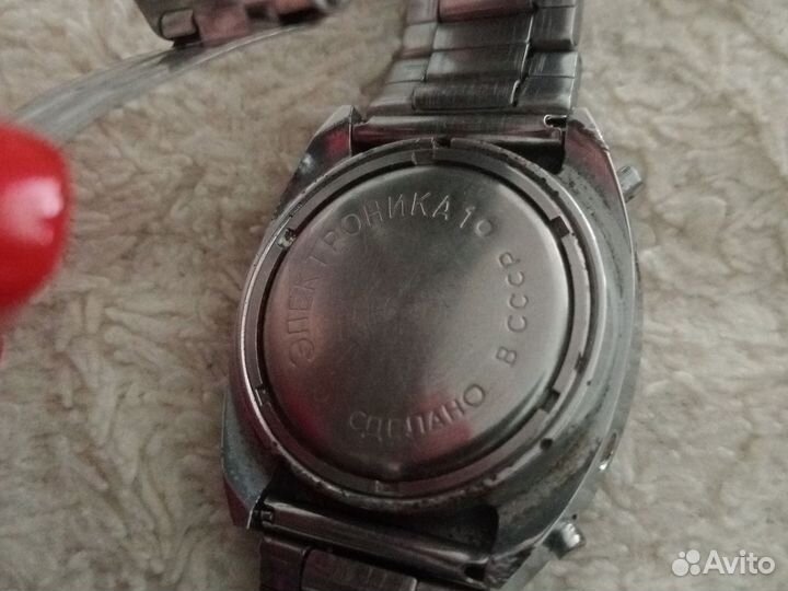 Часы электроника 1 СССР