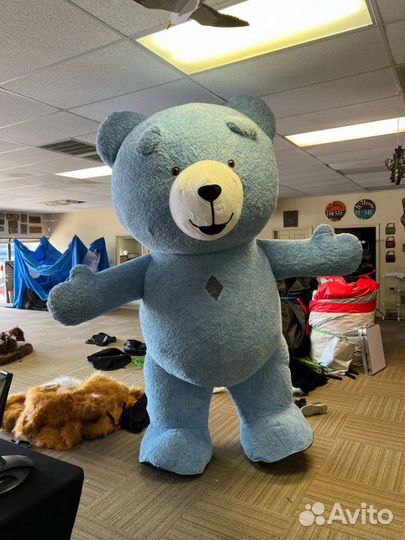 Белый, голубой мишка и кот поздравление