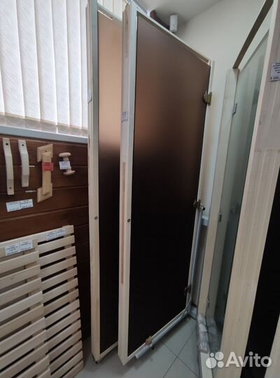 Дверь для бани, сауны стеклянная, деревянная