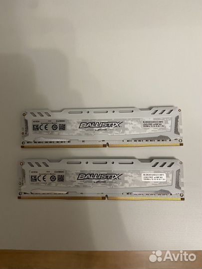 Оперативная память crucial ballistix sport lt 8x2