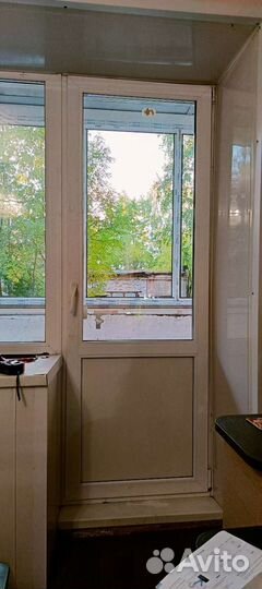 Двери пластиковые бу