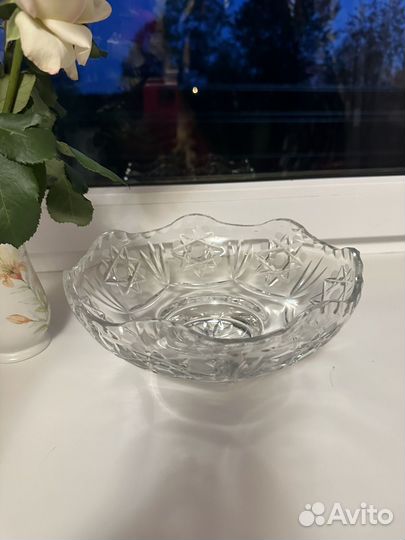 Нвбор стеклянных тарелок под десерт