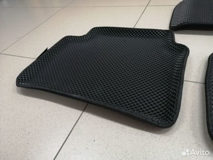 Комплект ковриков ева (EVA) с бортиками Лада Веста