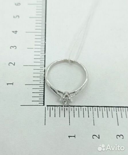 Золотое кольцо с камнем 16,5р