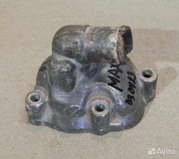 Крышка термостата Nissan Maxima J30 3.0