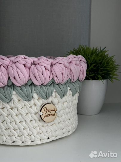 Корзина вязаная тюльпан