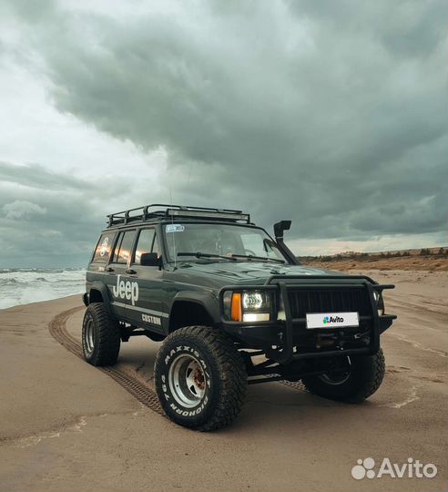 Jeep Cherokee 4.0 AT, 1996, 250 000 км