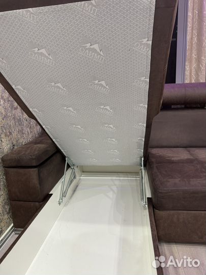 Угловой диван