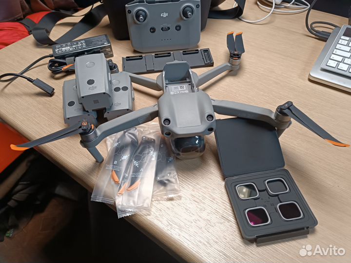 Квадрокоптер дрон DJi Mavic Air 2s fly more combo