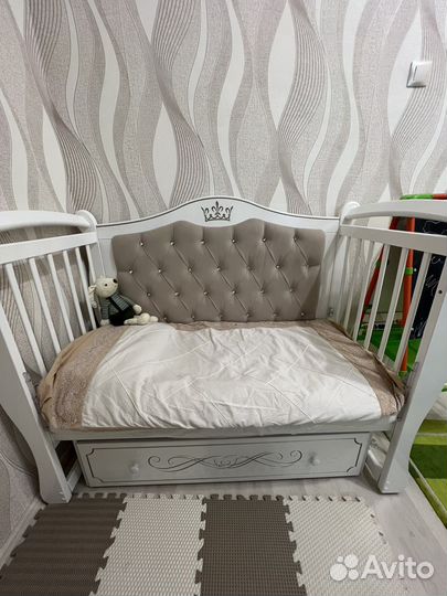 Детская кроватка