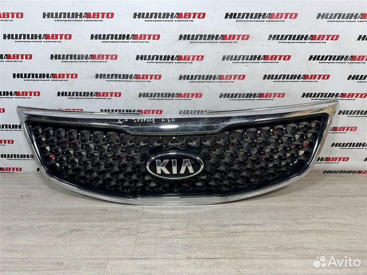 Решетка радиатора Kia Sportage кроссовер SL 1.6