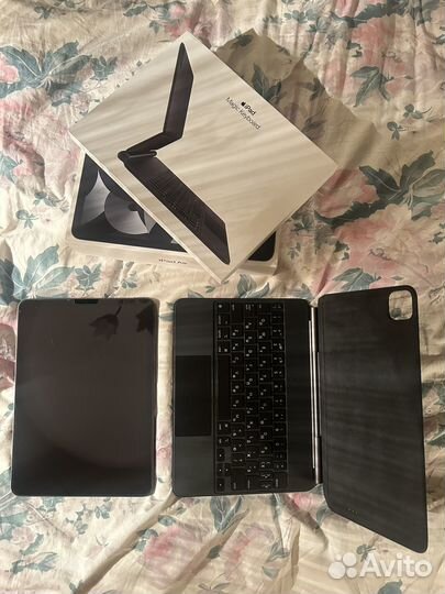 Комплект iPad air 5th generation + magic keyboard