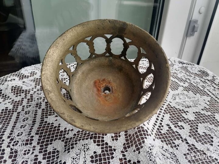 Часть от керосиновой лампы