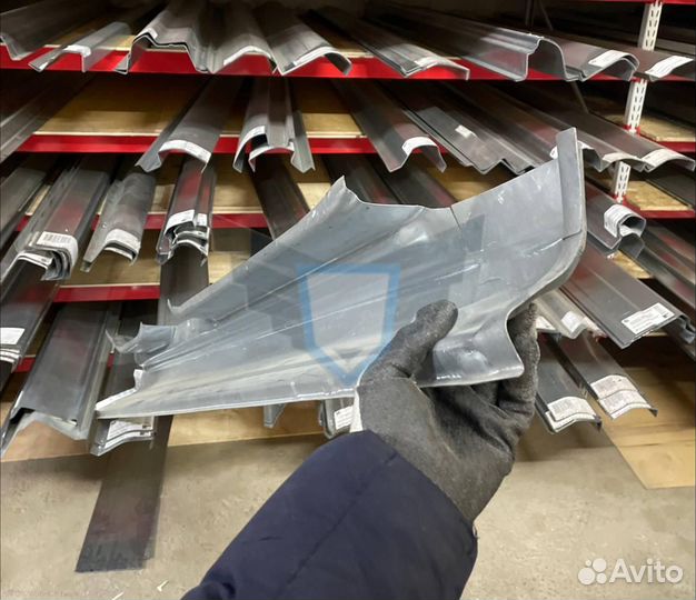 Порог левый Volvo S40 (V40) 1995-2003 (Klokkerholm