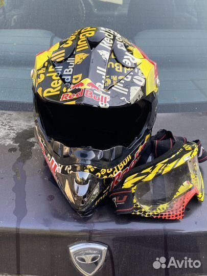 Кроссовый шлем с очками