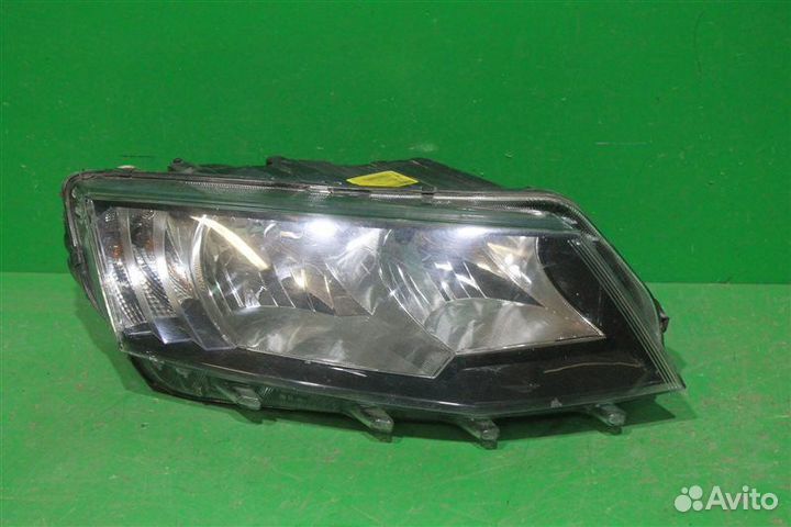 Фара правая Skoda Octavia A7 2013-2017