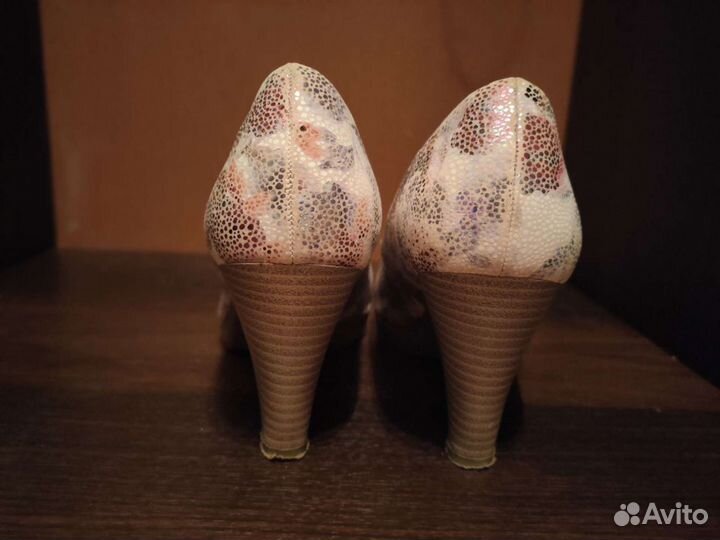Туфли marco tozzi 35