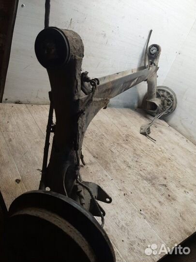 Балка подвески Volkswagen Polo MK 3 1.4 AUD 2000