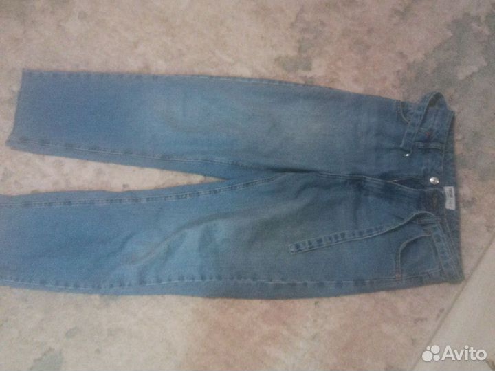 Джинсы