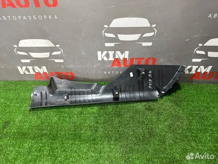 Накладка задней стойки Volkswagen Polo 5 