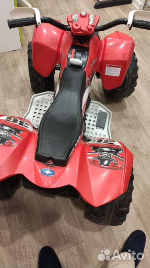 Детский квадроцикл на аккумуляторе