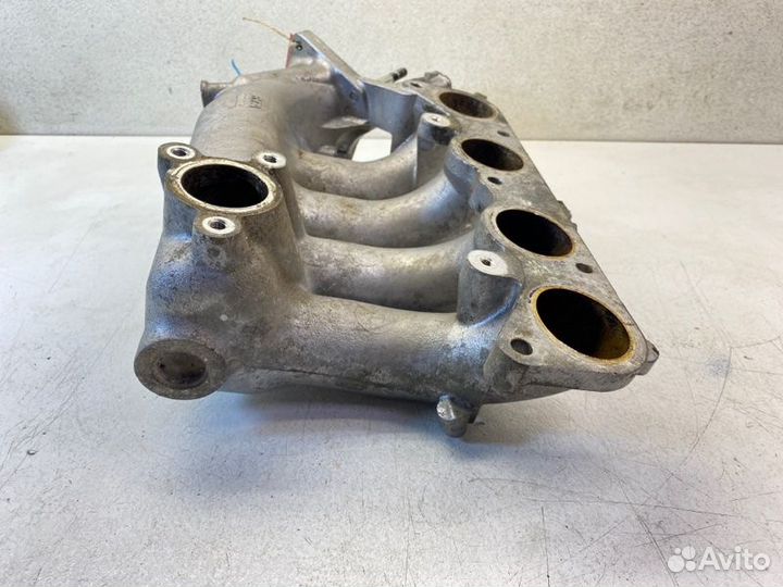 Резонатор впускного коллектора Honda Stepwgn RG1