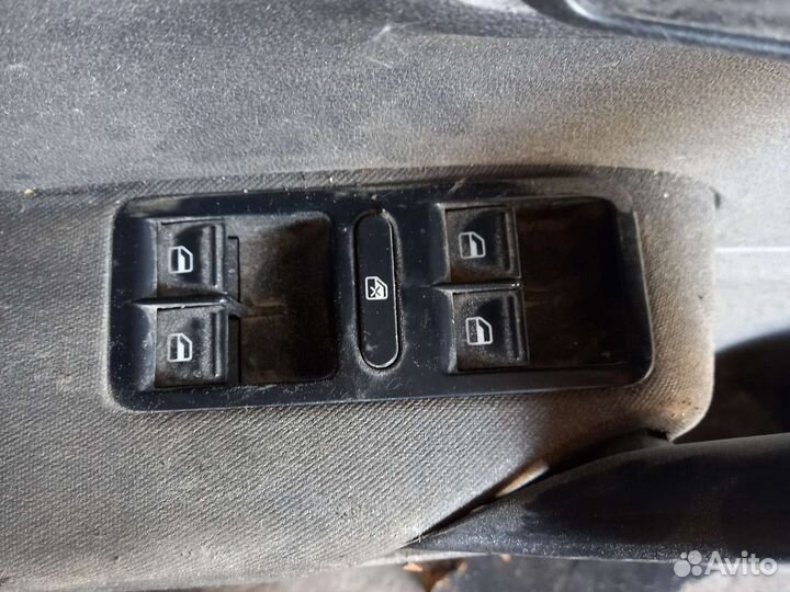 Volkswagen polo sedan Блок управ стеклоподъемник